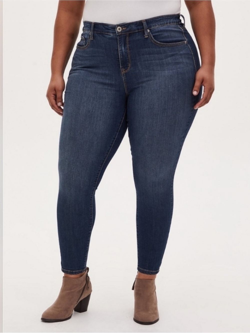 Torrid Skinny Jeggings Mid Rise Dark Wash Shaping Jeans size 14 S Short Petite
